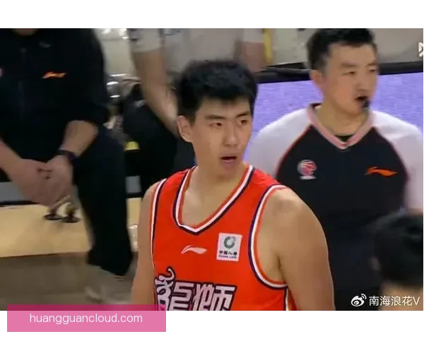 广州主帅首次回应徐昕获NBA五队试训邀请全力支持冲击更高篮球舞台 广州主帅首次回应徐昕获NBA五队试训邀请全力支持冲击更高篮球舞台